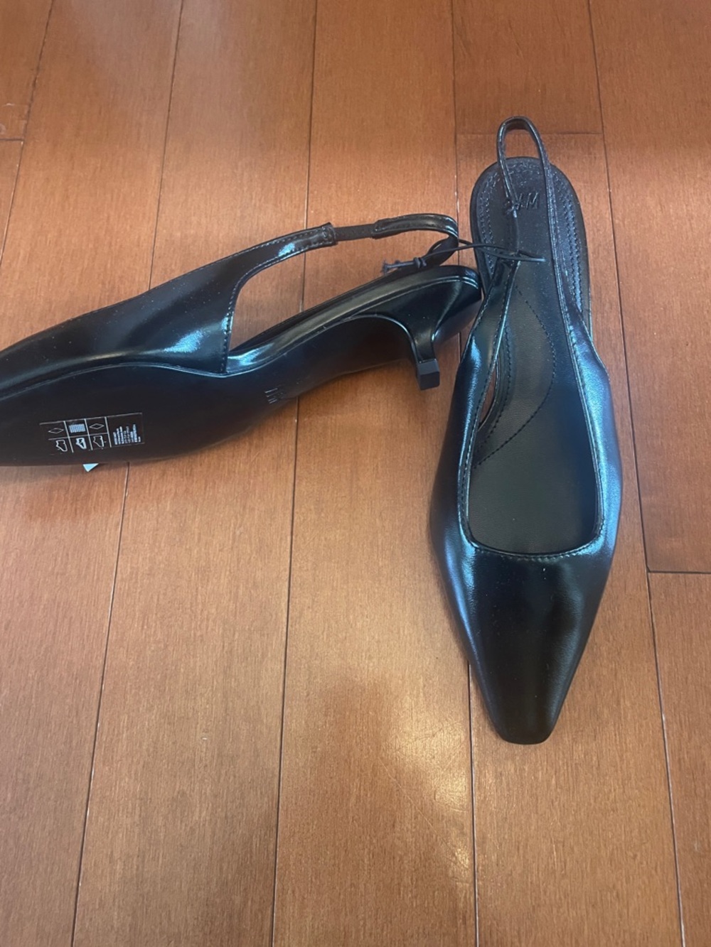 H&M Black Pointed Slingback Kitten Heels